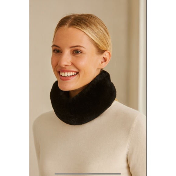 J MCLAUGHLIN TUNDRA HEADWEAR NECK WARMER BLACK FAUX FUR SOFT WINTER CHIC HOLIDAY - Picture 3 of 10